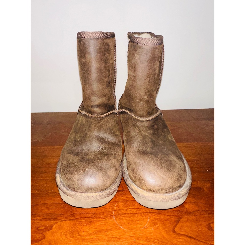 UGG Classic Short Winter Boots Womens Size 5 Brown Leather Sheepskin - Picture 2 of 8